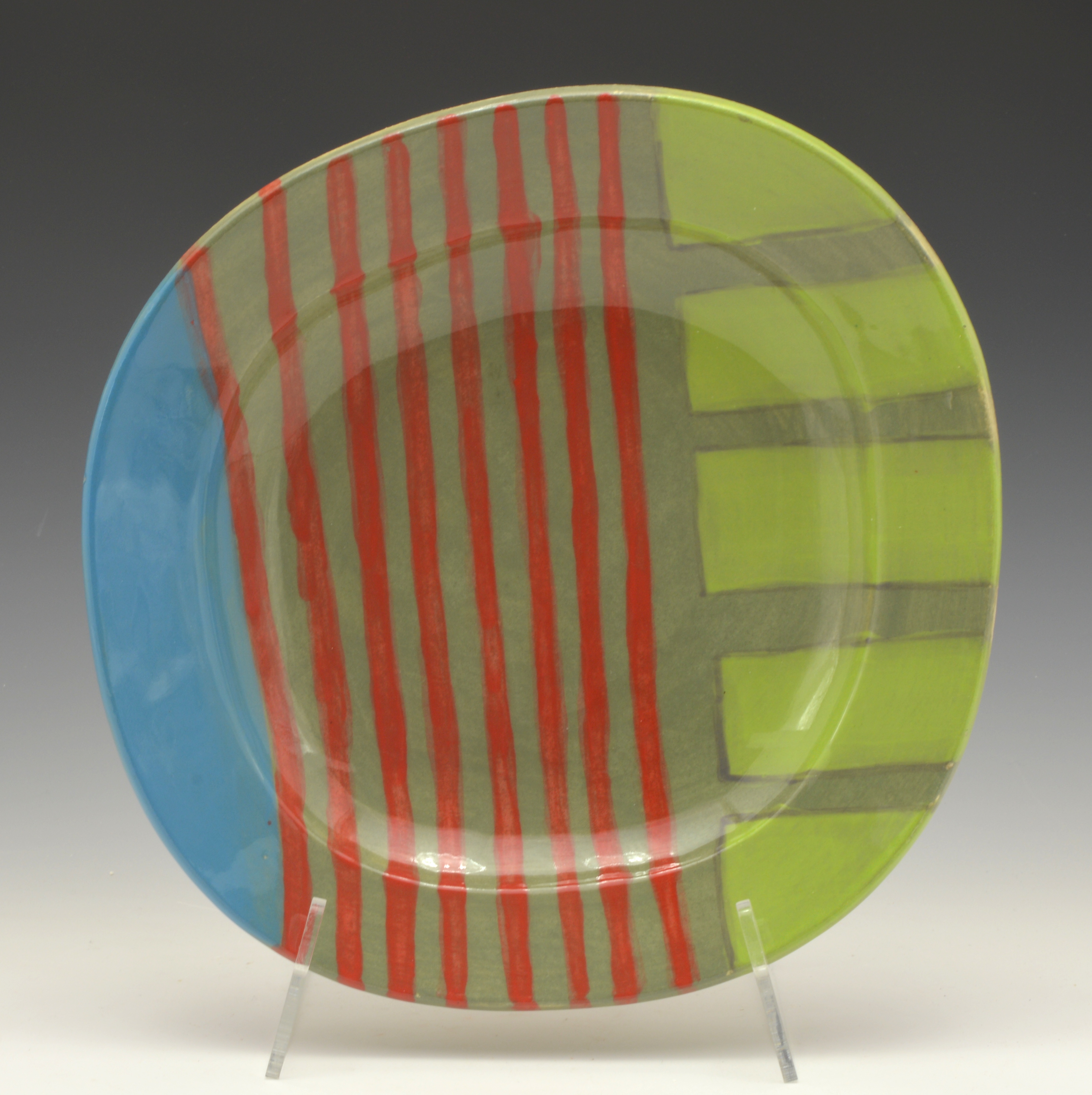 Read more about the article Bold new painted plates